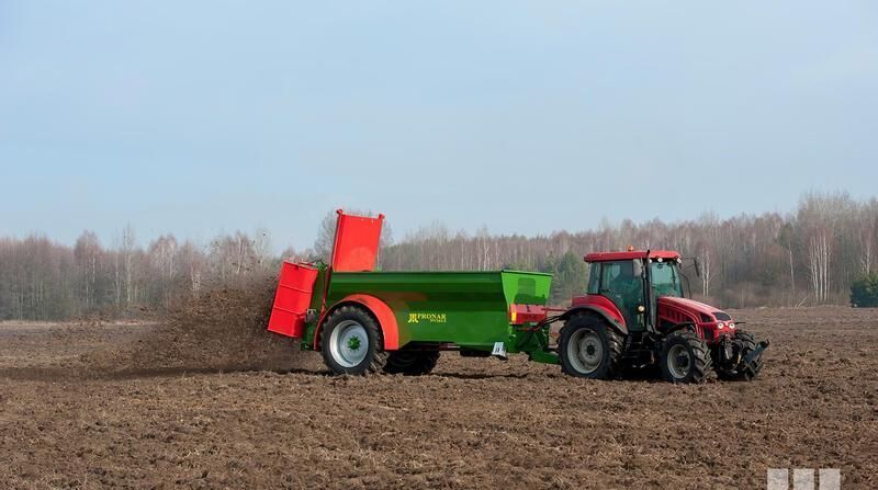 PRONAR NV161/3 - Sõnnikulaotur: pilt 1 PRONAR NV161/3 - Sõnnikulaotur: pilt 1
