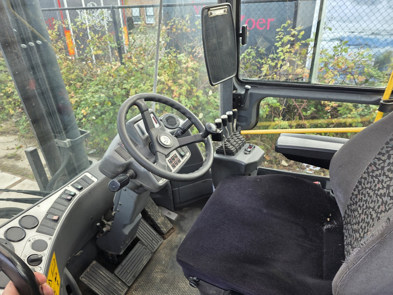 Kalmar DCE 55-6HM diesel heftruck 5.5 tons diesel heftruck - Diiseltõstuk: pilt 5 Kalmar DCE 55-6HM diesel heftruck 5.5 tons diesel heftruck - Diiseltõstuk: pilt 5