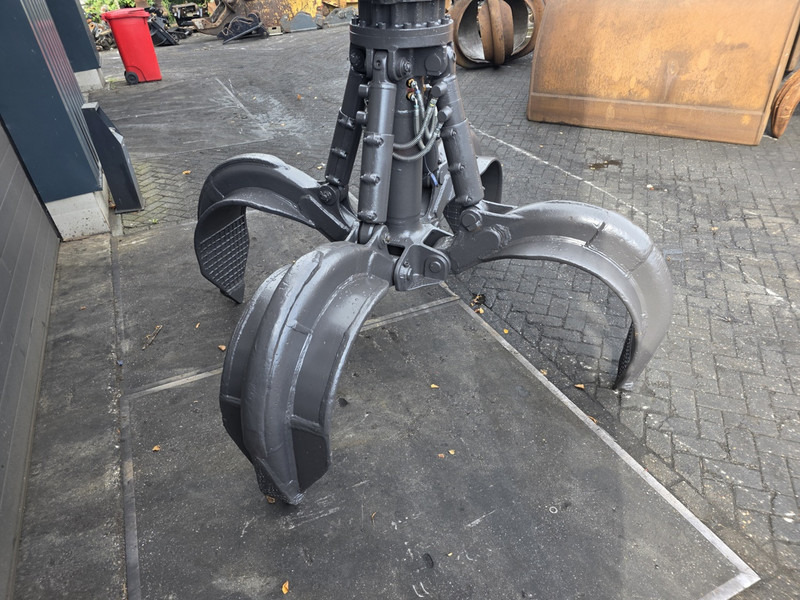 Liebherr gm 70 800 liter liebherr lh scrap grab - Haarats - Ehitusmasinad: pilt 4 Liebherr gm 70 800 liter liebherr lh scrap grab - Haarats - Ehitusmasinad: pilt 4