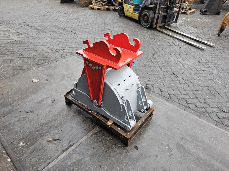 Rockwheel r400 cw10 asvaltfrees frais cw 10 demarec rockwheel epirock - Lisaseade - Ehitusmasinad: pilt 3 Rockwheel r400 cw10 asvaltfrees frais cw 10 demarec rockwheel epirock - Lisaseade - Ehitusmasinad: pilt 3
