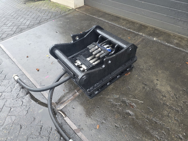 Kopplaat steelwrist oq80 oilquick 80 - Kiirühendus - Ehitusmasinad: pilt 2 Kopplaat steelwrist oq80 oilquick 80 - Kiirühendus - Ehitusmasinad: pilt 2