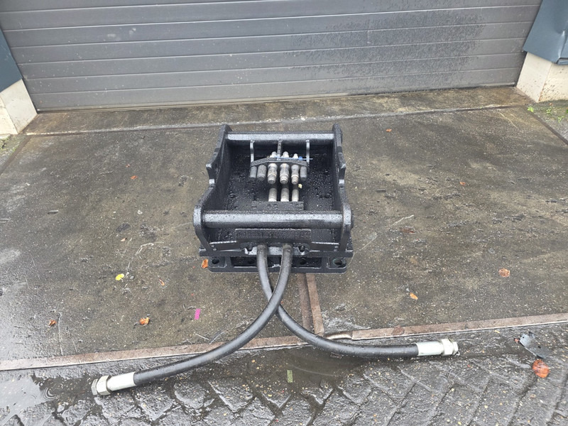 Kopplaat steelwrist oq80 oilquick 80 - Kiirühendus - Ehitusmasinad: pilt 1 Kopplaat steelwrist oq80 oilquick 80 - Kiirühendus - Ehitusmasinad: pilt 1