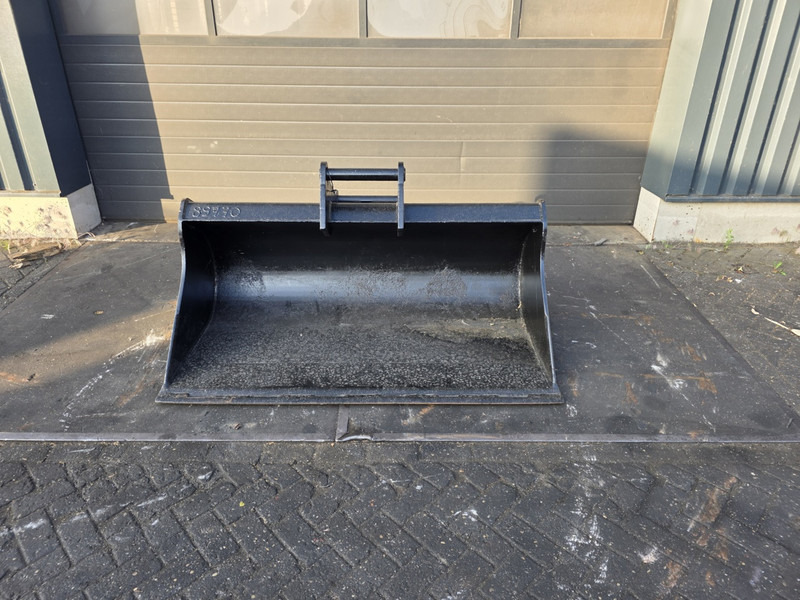 S60 slotenbak brede bak eurosteel s60 s 60 slotenbak - Kopp - Ehitusmasinad: pilt 1 S60 slotenbak brede bak eurosteel s60 s 60 slotenbak - Kopp - Ehitusmasinad: pilt 1
