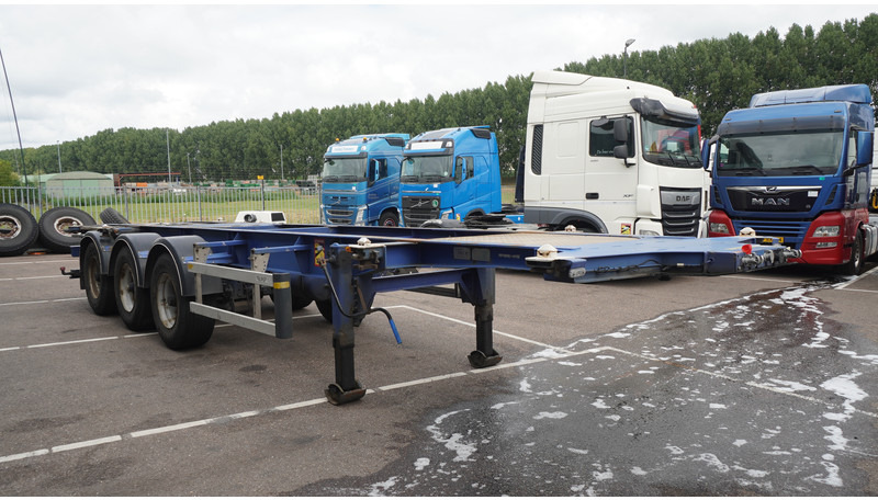 Burg 3 AXLE CONTAINER 30 FT TRANSPORT TRAILER - Konteinerveduk/ Tõstukiga poolhaagis: pilt 3 Burg 3 AXLE CONTAINER 30 FT TRANSPORT TRAILER - Konteinerveduk/ Tõstukiga poolhaagis: pilt 3