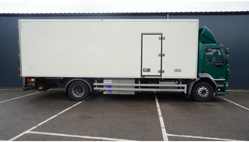 Külmutiga veoauto DAF LF250 4X2 FRIGO TRUCK WITH CARRIER: pilt 6
