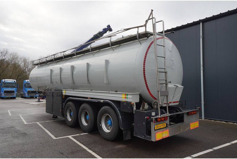 Dijkstra 3 AXLE TANK TRAILER 36 M3 - Tsistern poolhaagis: pilt 5 Dijkstra 3 AXLE TANK TRAILER 36 M3 - Tsistern poolhaagis: pilt 5