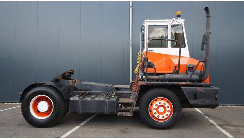 Terberg YT SL 1020 - Ehitusmasinad: pilt 2 Terberg YT SL 1020 - Ehitusmasinad: pilt 2