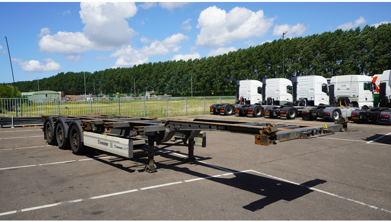 Krone 3 AXLE CONTAINER TRANSPORT TRAILER EXTENDABLE 45 FT - Konteinerveduk/ Tõstukiga poolhaagis: pilt 3 Krone 3 AXLE CONTAINER TRANSPORT TRAILER EXTENDABLE 45 FT - Konteinerveduk/ Tõstukiga poolhaagis: pilt 3