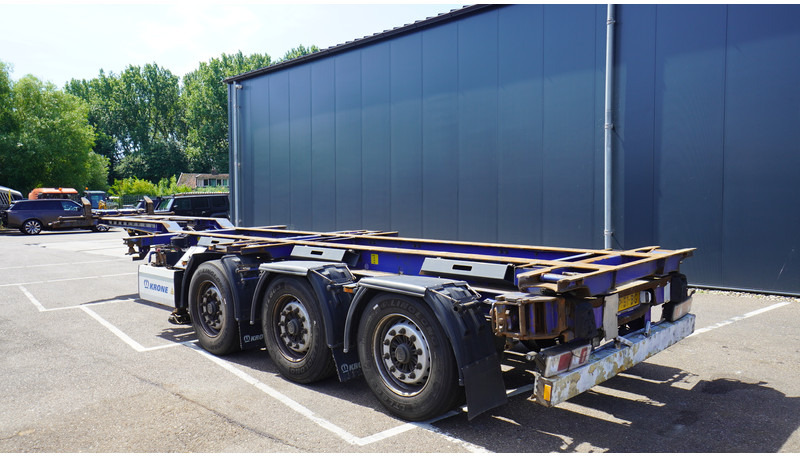 Krone 3 AXLE CONTAINER TRANSPORT TRAILER EXTENDABLE 45 FT - Konteinerveduk/ Tõstukiga poolhaagis: pilt 5 Krone 3 AXLE CONTAINER TRANSPORT TRAILER EXTENDABLE 45 FT - Konteinerveduk/ Tõstukiga poolhaagis: pilt 5