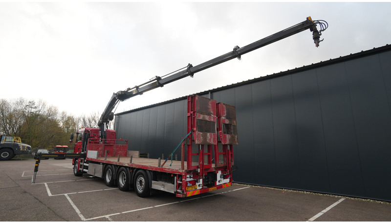 MAN TGA 35.400 8X4 MACHINE/CAR TRANSPORT WITH HIAB 244 EP-4 HI-DUO CRANE 364.000KM - Kraanaga veoauto: pilt 3 MAN TGA 35.400 8X4 MACHINE/CAR TRANSPORT WITH HIAB 244 EP-4 HI-DUO CRANE 364.000KM - Kraanaga veoauto: pilt 3