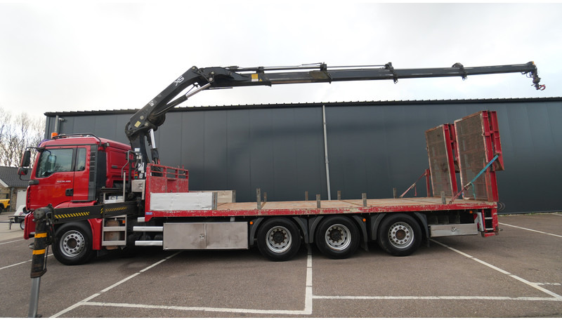 MAN TGA 35.400 8X4 MACHINE/CAR TRANSPORT WITH HIAB 244 EP-4 HI-DUO CRANE 364.000KM - Kraanaga veoauto: pilt 1 MAN TGA 35.400 8X4 MACHINE/CAR TRANSPORT WITH HIAB 244 EP-4 HI-DUO CRANE 364.000KM - Kraanaga veoauto: pilt 1