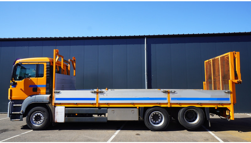 MAN TGS 28.360 6X2 CAR AND MACHINE TRANSPORT 228.000KM MANUAL GEARBOX - Treilerveoauto: pilt 1 MAN TGS 28.360 6X2 CAR AND MACHINE TRANSPORT 228.000KM MANUAL GEARBOX - Treilerveoauto: pilt 1