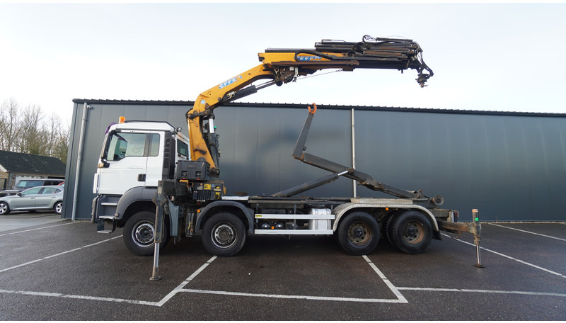 MAN TGS 35.400 8X4 HOOKARM SYSTEM WITH EFFER 305/11/6S - Kraanaga veoauto: pilt 1 MAN TGS 35.400 8X4 HOOKARM SYSTEM WITH EFFER 305/11/6S - Kraanaga veoauto: pilt 1