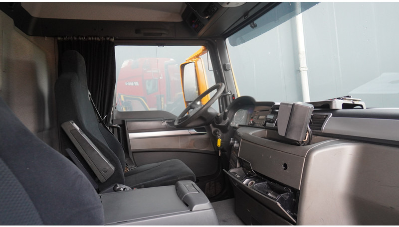MAN TGS 35-440 8X4 2 SIDE TIPPER WITH HMF Z 1943 CRANE 415.000KM - Kraanaga veoauto: pilt 5 MAN TGS 35-440 8X4 2 SIDE TIPPER WITH HMF Z 1943 CRANE 415.000KM - Kraanaga veoauto: pilt 5