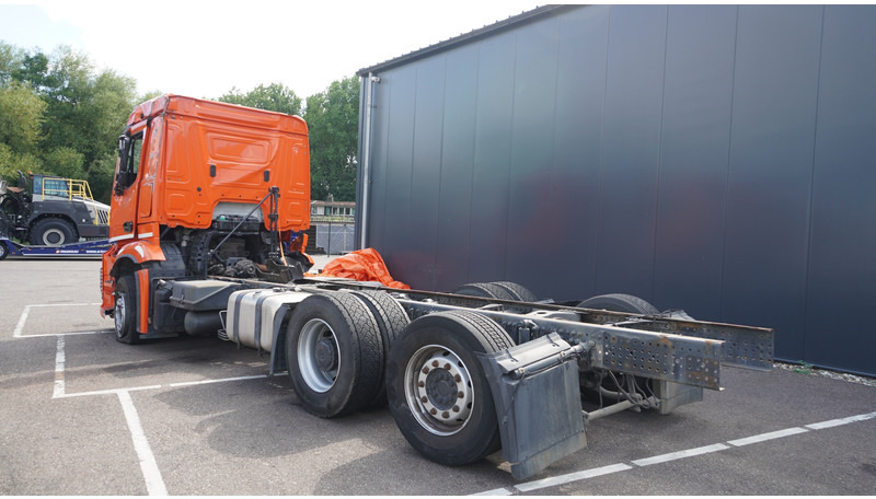 Mercedes-Benz ANTOS 2843 6x2 DAMAGED VEHICLE - Kabiinišassiiga veoauto: pilt 5 Mercedes-Benz ANTOS 2843 6x2 DAMAGED VEHICLE - Kabiinišassiiga veoauto: pilt 5