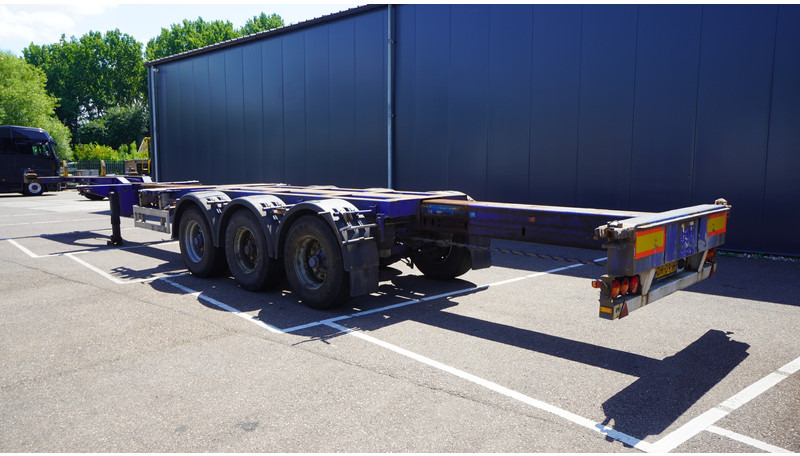 Pacton 3 AXLE MULTI CONTAINER TRANSPORT TRAILER EXTENDABLE 45 FT - Konteinerveduk/ Tõstukiga poolhaagis: pilt 4 Pacton 3 AXLE MULTI CONTAINER TRANSPORT TRAILER EXTENDABLE 45 FT - Konteinerveduk/ Tõstukiga poolhaagis: pilt 4