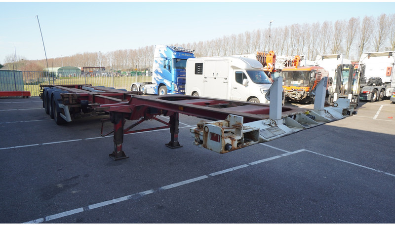 Renders 3 AXLE EXTENDABLE CONTAINER TRANSPORT TRAILER - Konteinerveduk/ Tõstukiga poolhaagis: pilt 3 Renders 3 AXLE EXTENDABLE CONTAINER TRANSPORT TRAILER - Konteinerveduk/ Tõstukiga poolhaagis: pilt 3