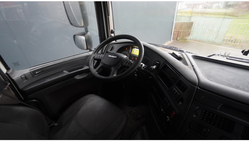 DAF XF 440 SPACECAB EURO 6 - Sadulveok: pilt 5 DAF XF 440 SPACECAB EURO 6 - Sadulveok: pilt 5