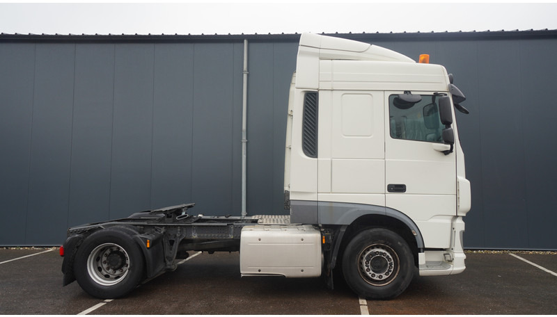 DAF XF 440 SPACECAB EURO 6 - Sadulveok: pilt 2 DAF XF 440 SPACECAB EURO 6 - Sadulveok: pilt 2