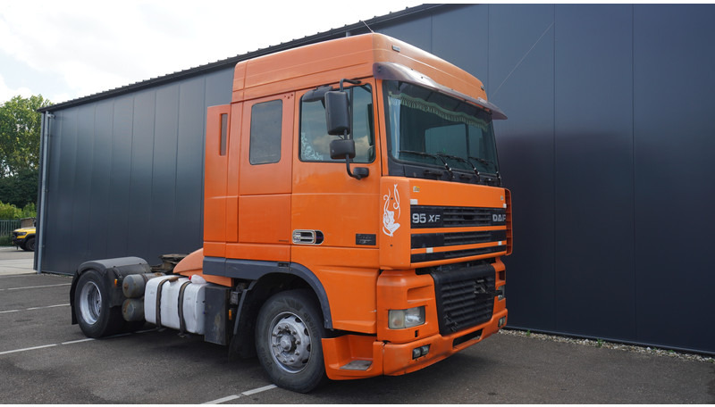 DAF XF 95.380 SC MANUAL GEARBOX - Sadulveok: pilt 3 DAF XF 95.380 SC MANUAL GEARBOX - Sadulveok: pilt 3