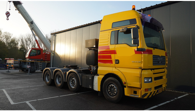 MAN TGA 41.530 8X4 160 TON'S RETARDER 283.000KM - Sadulveok: pilt 4 MAN TGA 41.530 8X4 160 TON'S RETARDER 283.000KM - Sadulveok: pilt 4