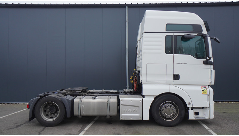 MAN TGX 18.500 XXL MEGA 752.000KM - Sadulveok: pilt 2 MAN TGX 18.500 XXL MEGA 752.000KM - Sadulveok: pilt 2