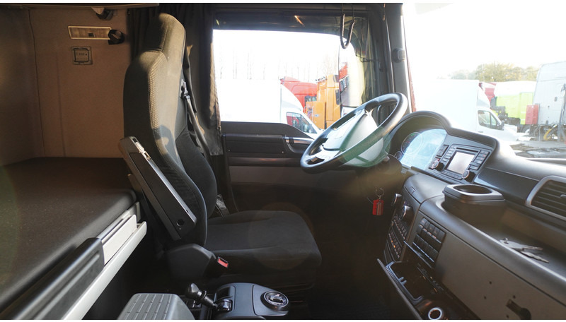 MAN TGX 26.560 6X2 EURO 6 RETARDER - Sadulveok: pilt 5 MAN TGX 26.560 6X2 EURO 6 RETARDER - Sadulveok: pilt 5