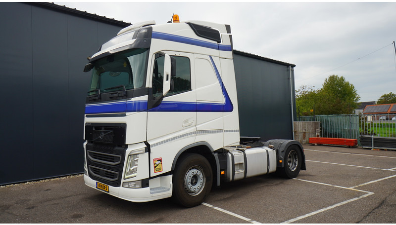 Volvo FH 420 ADR EURO 6 GLOBETROTTER - Sadulveok: pilt 3 Volvo FH 420 ADR EURO 6 GLOBETROTTER - Sadulveok: pilt 3