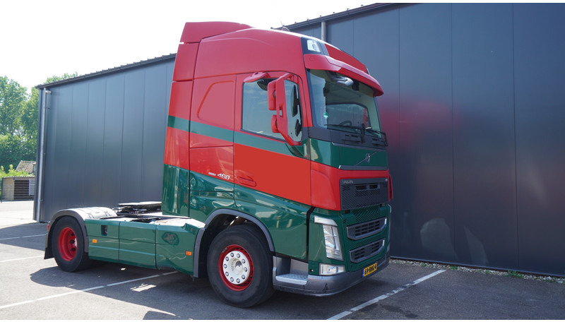 Volvo FH 460 EURO 6 GLOBETROTTER - Sadulveok: pilt 4 Volvo FH 460 EURO 6 GLOBETROTTER - Sadulveok: pilt 4