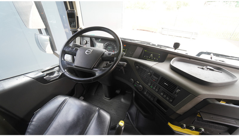 Volvo FH16 750 8X4 260T 683.000KM - Sadulveok: pilt 5 Volvo FH16 750 8X4 260T 683.000KM - Sadulveok: pilt 5