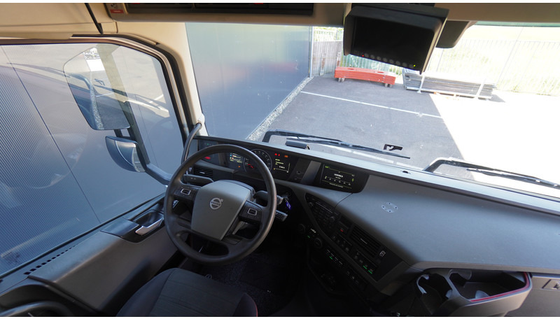 Volvo FH420 6X2 ADR EURO 6 - Sadulveok: pilt 5 Volvo FH420 6X2 ADR EURO 6 - Sadulveok: pilt 5