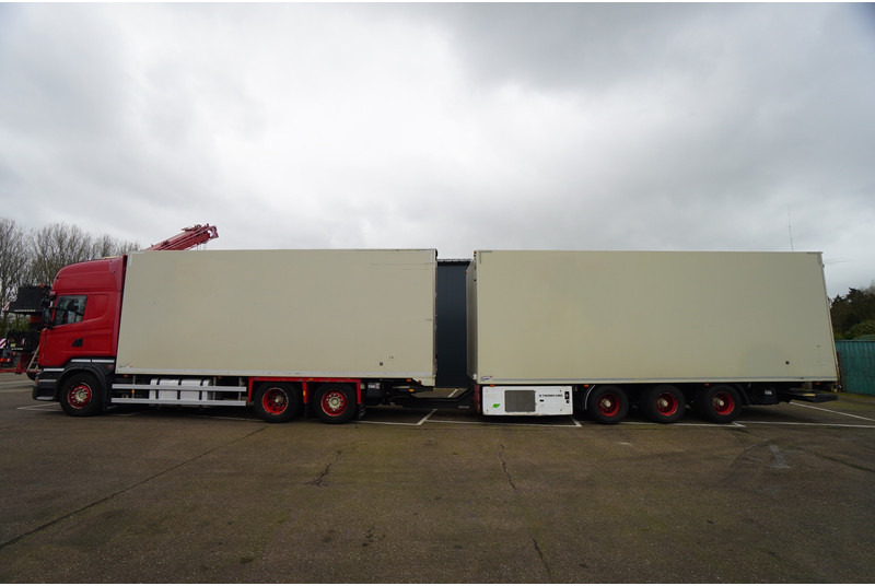 Scania R 580 V8 6X2 FRIGO RETARDER IN COMBI WITH BURG TRAILER - Külmutiga veoauto: pilt 1 Scania R 580 V8 6X2 FRIGO RETARDER IN COMBI WITH BURG TRAILER - Külmutiga veoauto: pilt 1