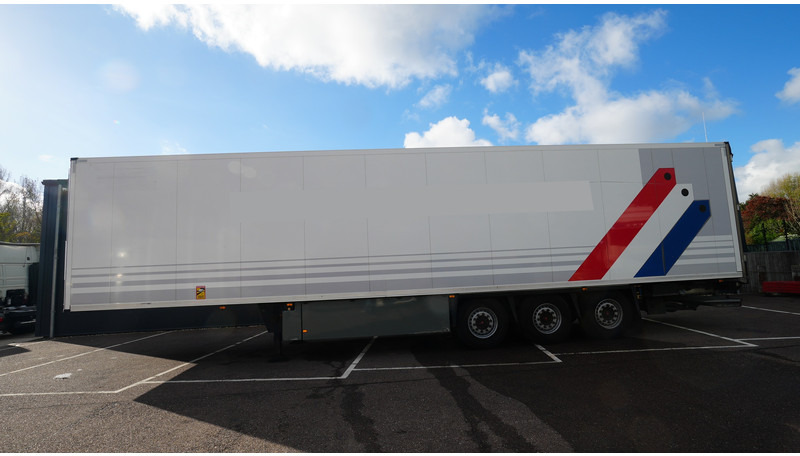 Schmitz Cargobull 3 AXLE FRIGO TRAILER WITH THERMO KING BI-TEMP - Külmutiga poolhaagis: pilt 1 Schmitz Cargobull 3 AXLE FRIGO TRAILER WITH THERMO KING BI-TEMP - Külmutiga poolhaagis: pilt 1
