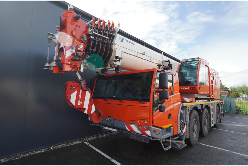 Tadano-Faun ATF60G-3 6X6X6 WITH JIB - Kraanaga veoauto: pilt 2 Tadano-Faun ATF60G-3 6X6X6 WITH JIB - Kraanaga veoauto: pilt 2
