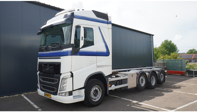 Volvo FH 460 8X2 20 FT CONTAINER TRANSPORT TRUCK - Konteinerveduk/ Tõstukiga veoauto: pilt 3 Volvo FH 460 8X2 20 FT CONTAINER TRANSPORT TRUCK - Konteinerveduk/ Tõstukiga veoauto: pilt 3