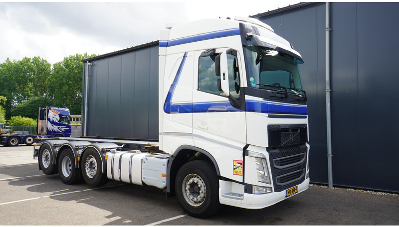 Volvo FH 460 8X2 20 FT CONTAINER TRANSPORT TRUCK - Konteinerveduk/ Tõstukiga veoauto: pilt 4 Volvo FH 460 8X2 20 FT CONTAINER TRANSPORT TRUCK - Konteinerveduk/ Tõstukiga veoauto: pilt 4