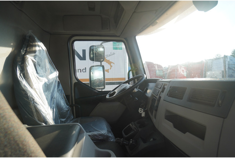 Volvo FL 280 CLOSED BOX BROKEN ENGINE NOT DRIVABLE - Kasti veoauto: pilt 5 Volvo FL 280 CLOSED BOX BROKEN ENGINE NOT DRIVABLE - Kasti veoauto: pilt 5
