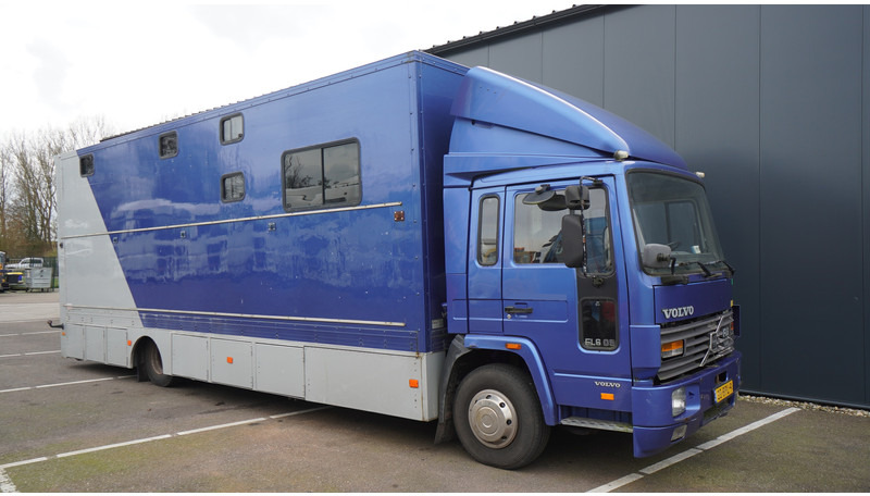 Volvo FL 6-9 HORSE TRANSPORT 341.000KM MANUAL GEARBOX - Hobuseauto: pilt 4 Volvo FL 6-9 HORSE TRANSPORT 341.000KM MANUAL GEARBOX - Hobuseauto: pilt 4