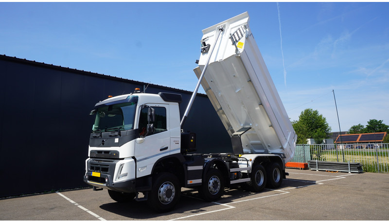 Volvo NEW FMX 460 8X6 TIPPER EURO 6 - Kallurauto: pilt 2 Volvo NEW FMX 460 8X6 TIPPER EURO 6 - Kallurauto: pilt 2