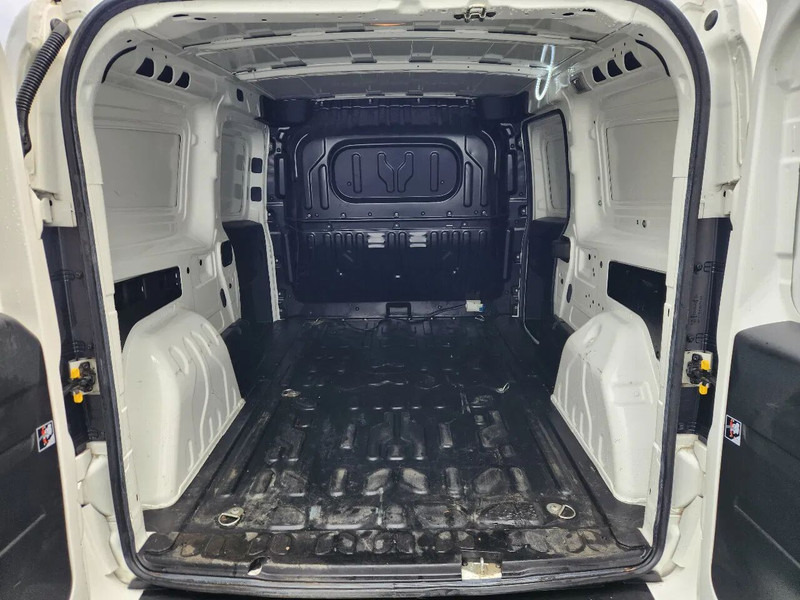 Fiat Doblò Maxi, 2017, 135000km, Airco, L2H1, Parkingsens - Väike kaubik: pilt 2 Fiat Doblò Maxi, 2017, 135000km, Airco, L2H1, Parkingsens - Väike kaubik: pilt 2