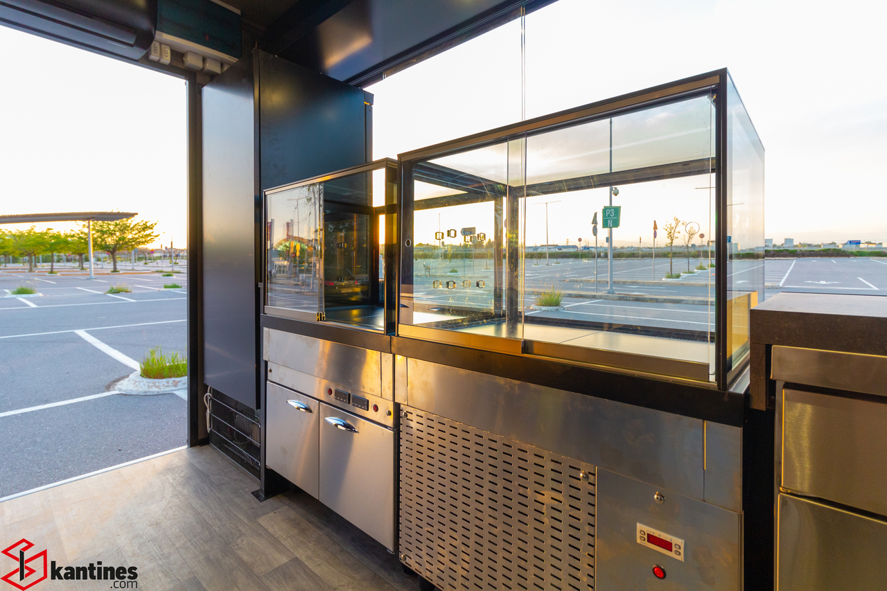 Toitlustus haagis Skretas Box XXL Size: pilt 16 Toitlustus haagis Skretas Box XXL Size: pilt 16