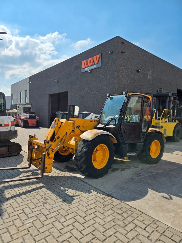 JCB 530 - Teleskooplaadur: pilt 1 JCB 530 - Teleskooplaadur: pilt 1