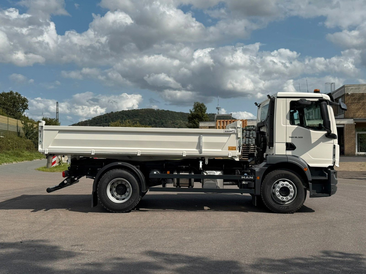 MAN TGM 18.320 4X2 / Euro 6e 3-Seiten-Kipper - Kallurauto: pilt 3 MAN TGM 18.320 4X2 / Euro 6e 3-Seiten-Kipper - Kallurauto: pilt 3