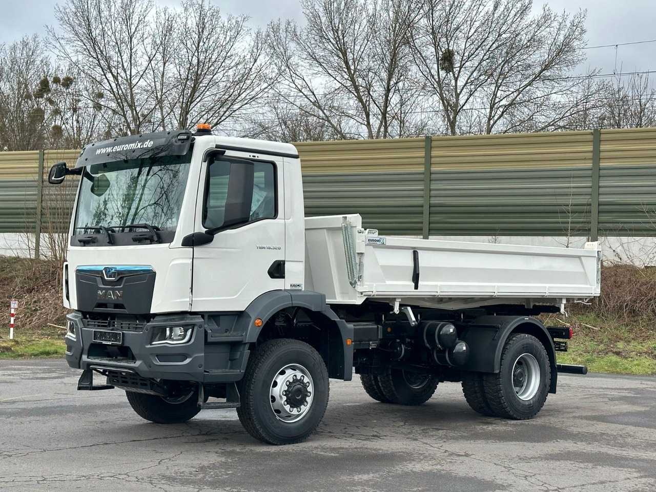 MAN TGM 18.320 4X4 Euro 6e Euromix 3-Seiten-Kipper - Kallurauto: pilt 2 MAN TGM 18.320 4X4 Euro 6e Euromix 3-Seiten-Kipper - Kallurauto: pilt 2