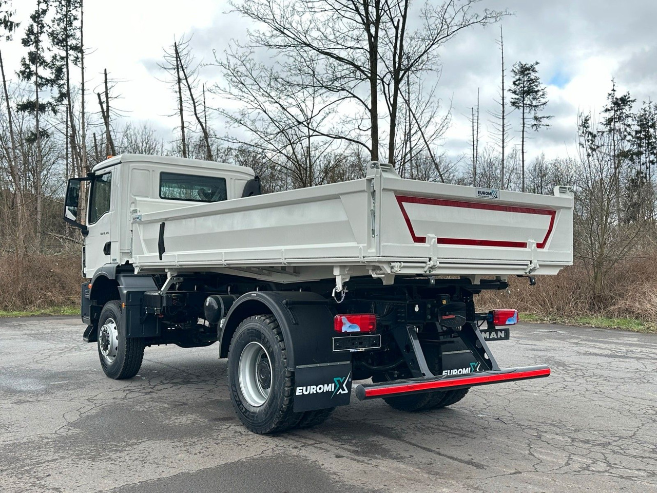 MAN TGM 18.320 4X4 Euro 6e Euromix 3-Seiten-Kipper - Kallurauto: pilt 4 MAN TGM 18.320 4X4 Euro 6e Euromix 3-Seiten-Kipper - Kallurauto: pilt 4