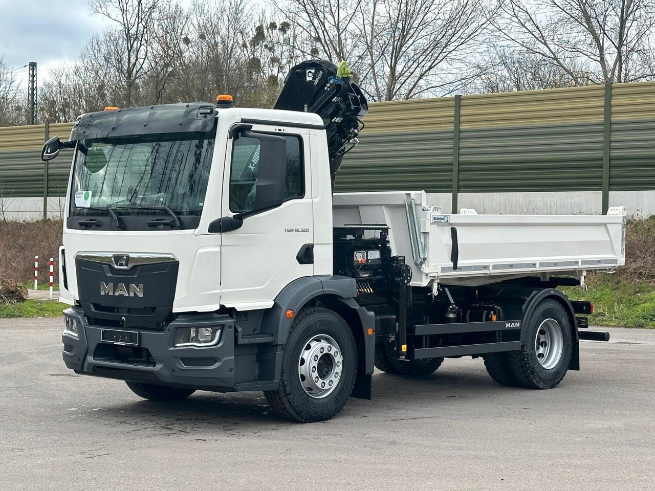 MAN TGM 18.320 4x2 Euro6e Hiab X-HiDuo 138DS-3 - Kallurauto, Kraanaga veoauto: pilt 2 MAN TGM 18.320 4x2 Euro6e Hiab X-HiDuo 138DS-3 - Kallurauto, Kraanaga veoauto: pilt 2