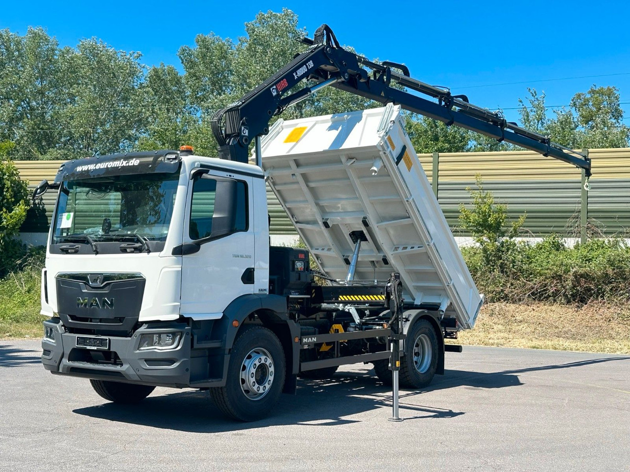 MAN TGM 18.320 4x2 Euro6e Hiab X-HiDuo 138DS-4 - Kallurauto, Kraanaga veoauto: pilt 2 MAN TGM 18.320 4x2 Euro6e Hiab X-HiDuo 138DS-4 - Kallurauto, Kraanaga veoauto: pilt 2