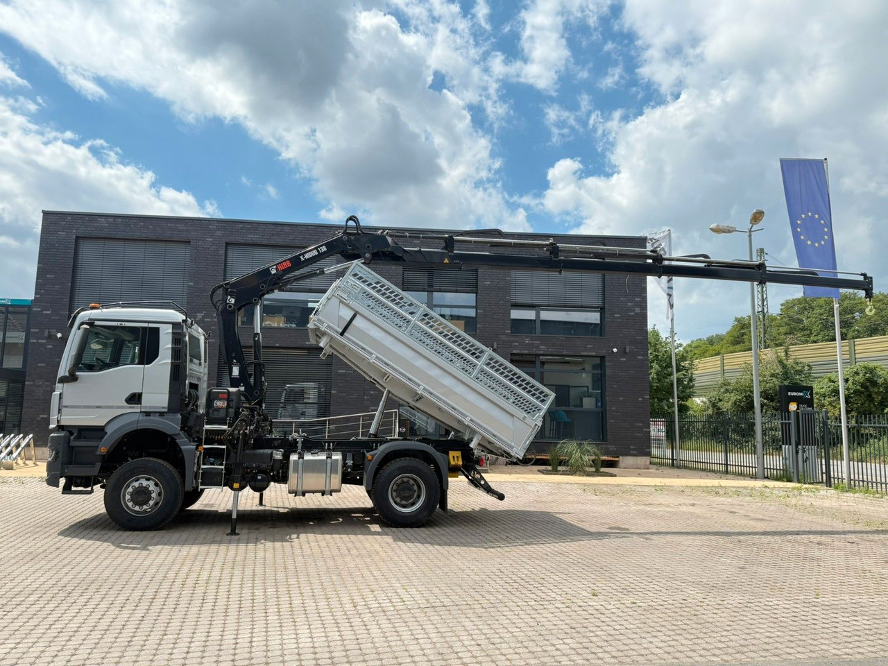 MAN TGS 18.400 TG3 4x4 Euro6e Hiab X-HiDuo 138DS-4 - Kallurauto, Kraanaga veoauto: pilt 3 MAN TGS 18.400 TG3 4x4 Euro6e Hiab X-HiDuo 138DS-4 - Kallurauto, Kraanaga veoauto: pilt 3