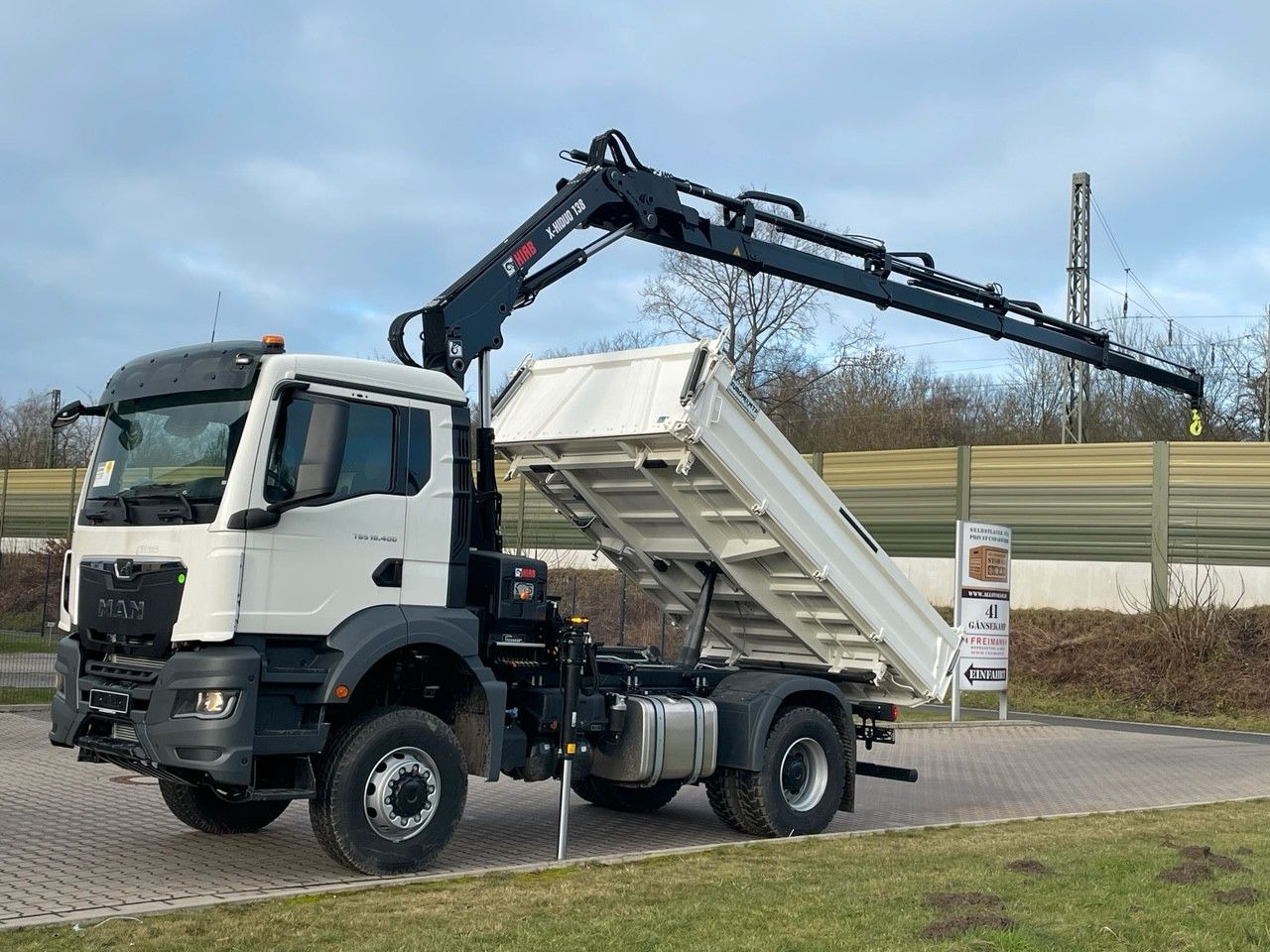MAN TGS 18.400 TG3 4x4 Euro6e Hiab X-HiDuo 138DS-4 - Kallurauto, Kraanaga veoauto: pilt 1 MAN TGS 18.400 TG3 4x4 Euro6e Hiab X-HiDuo 138DS-4 - Kallurauto, Kraanaga veoauto: pilt 1