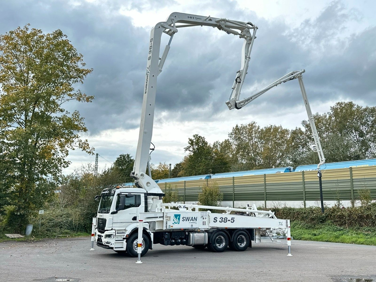 MAN TGS 26.510 6x4 SWAN TSP 38-5 160RZ ( 38m ) - Betoonipump: pilt 3 MAN TGS 26.510 6x4 SWAN TSP 38-5 160RZ ( 38m ) - Betoonipump: pilt 3
